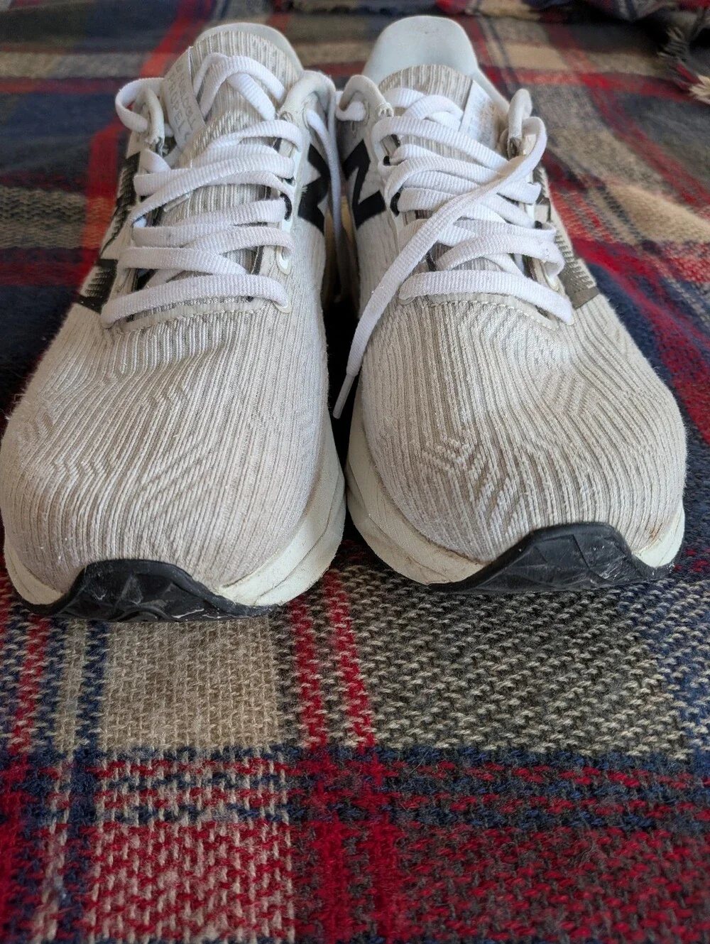New Balance unisex wide